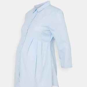 Button-down maternity blouse